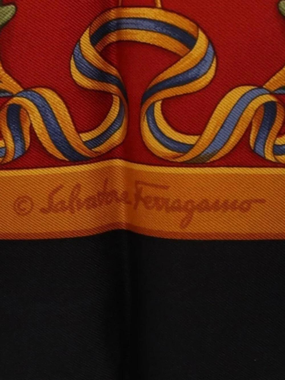 Salvatore Ferragamo Scarf Silk Navy Auth BA12848A